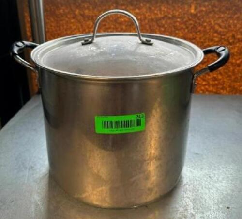 DESCRIPTION: STOCK POT WITH LID SIZE: 11.5"X10" QTY: 1