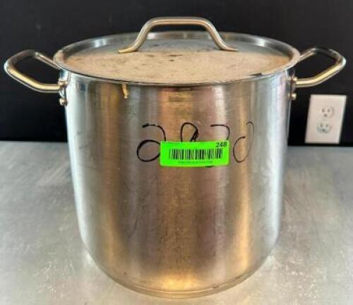 DESCRIPTION: STOCK POT WITH LID SIZE: 11.5"X10" QTY: 1