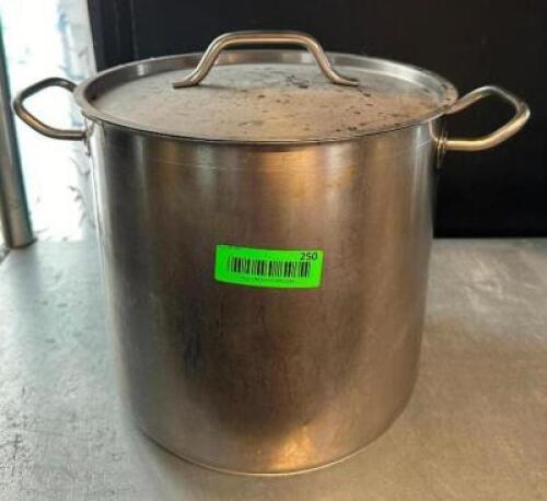DESCRIPTION: STOCK POT WITH LID SIZE: 11.5"X10.5" QTY: 1