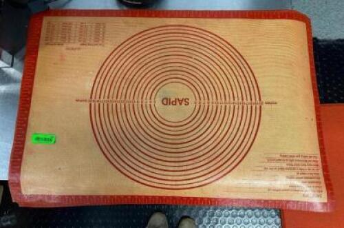 DESCRIPTION: (9) SILICONE BAKING SHEETS QTY: 9