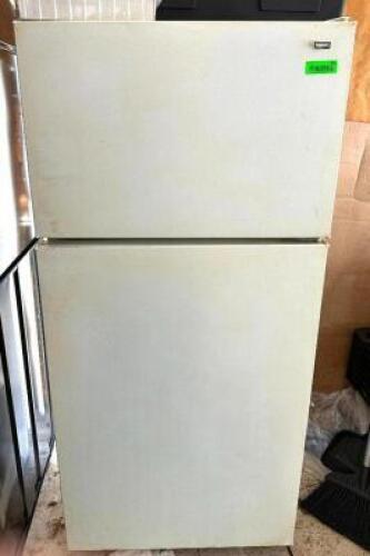 DESCRIPTION: TOP FREEZER REFRIGERATOR QTY: 1