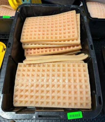 DESCRIPTION: BIN OF ASSORTED SILICONE CANDY MOLDS QTY: 1
