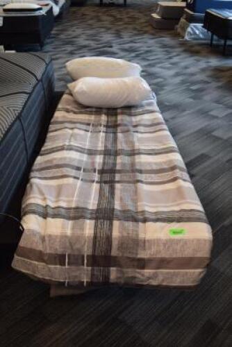 TWIN COMFORTER