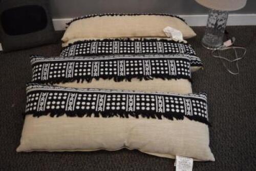 FOUR PACK ACCENT PILLOWS