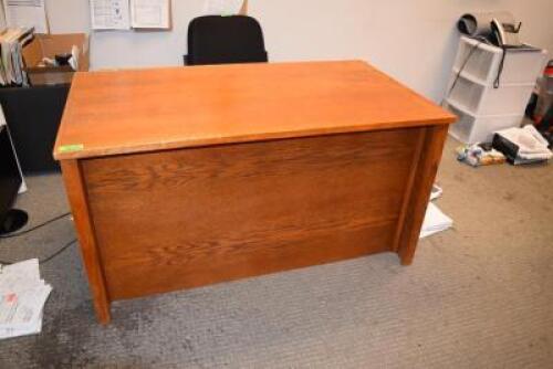 OFFICE DESK