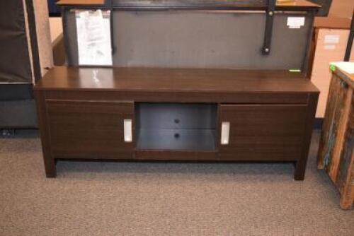 60" ENTERTAINMENT TV STAND OPEN