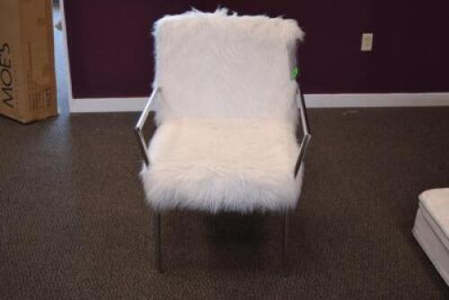 WHITE FUZZY ACCENT CHAIR