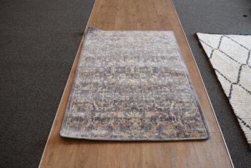 RUGS