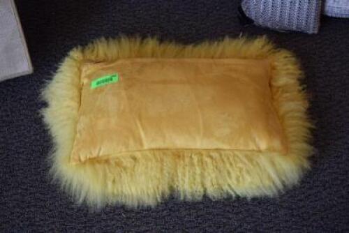 PILLOWS
