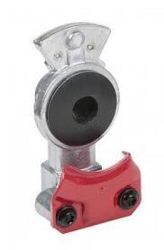 DESCRIPTION: (7) EMERGENCY RED GLADHAND BRAND/MODEL: GROTE #81-0001-R INFORMATION: RED RETAIL$: $59.90 EA QTY: 7