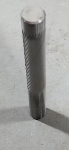 DESCRIPTION: (1) SOLID CARBIDE PILOTED DIE MILLS BRAND/MODEL: CLEVELAND BR00019 SIZE: 1/2" DIA RETAIL$: $32.60 QTY: 1