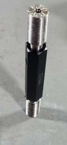 DESCRIPTION: (1) TRUNCATED TAPERLOCK GAGE BRAND/MODEL: SPI 236-190-2 SIZE: 5/8-18 UNF GO/NOGO RETAIL$: $519.83 QTY: 1