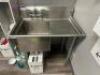 DESCRIPTION 38" SINGLE WELL STAINLESS SINK W/ RIGHT SIDE DRY BOARD. BRAND / MODEL: UNIVERSAL SIZE 38" LOCATION KITCHEN QTY 1