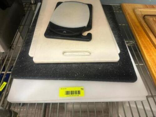 DESCRIPTION (1) LOT OF ASSORTED PLASTIC CUTTING BOARDS THIS LOT IS: ONE MONEY LOCATION KITCHEN QTY 1