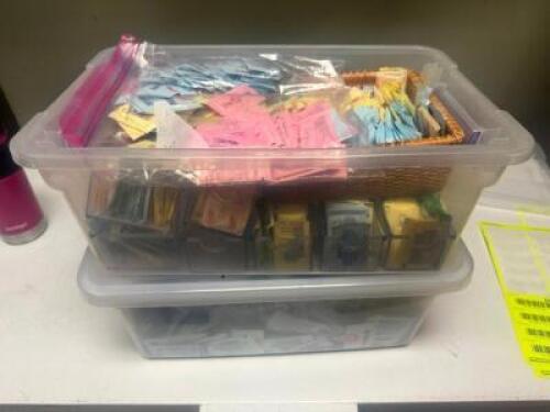 DESCRIPTION (2) PLASTIC TOTES W/ CONTENTS - SUGAR CADDYS W/ PACKETS. THIS LOT IS: ONE MONEY LOCATION KITCHEN QTY 1