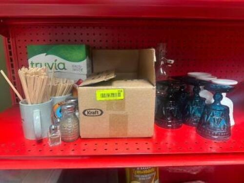 DESCRIPTION (1) LOT OF MISC. SMALL WARES. THIS LOT IS: ONE MONEY LOCATION KITCHEN QTY 1