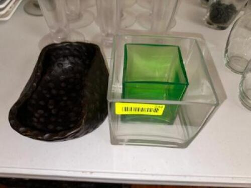 ASSORTED TABLE CENTER PIECES
