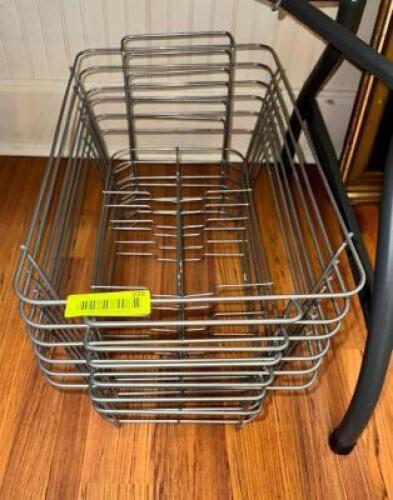 (6)- BREAD BASKETS