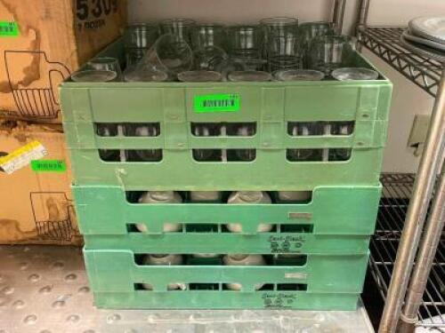 GLASSRACK AND ASSORTED DRINKWARE SET