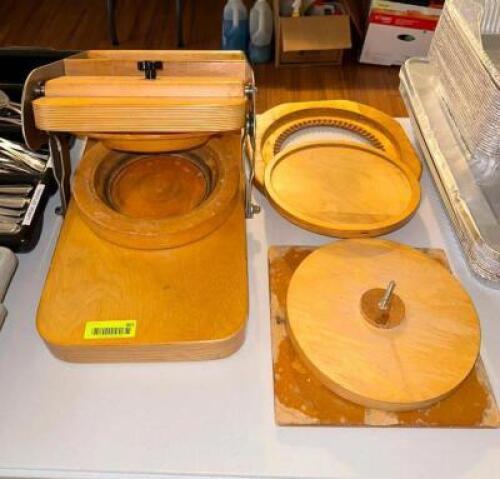 INDUSTRAIL PIE PRESS MACHINE