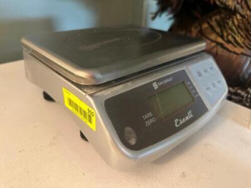 DESCRIPTION SAN JAMAR ESEALI DIGITAL PORTION SCALE BRAND / MODEL: SAN JAMAR LOCATION KITCHEN QTY 1