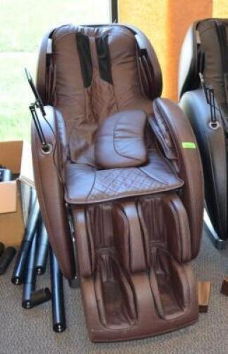 CORE 9 MASSAGE CHAIR