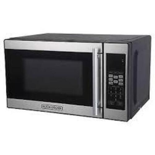 DESCRIPTION: (1) COUNTERTOP MICROWAVE BRAND/MODEL: BLACK AND DECKER INFORMATION: STAINLESS STEEL WITH HANDLE SIZE: 0.7 CU FT RETAIL$: $100.00 EA QTY: