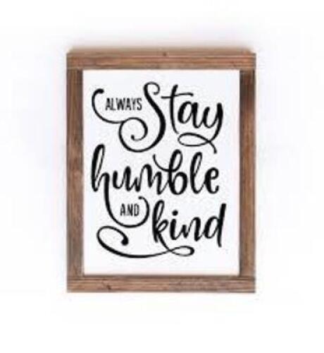 DESCRIPTION: (3) WOOD METAL HANGING SIGN BRAND/MODEL: FARMLYN CREEK BURLAP #LJ-WJZSH-052120-03-1 INFORMATION: MAKE EVERYDAY COUNT RETAIL$: $10.99 EA Q
