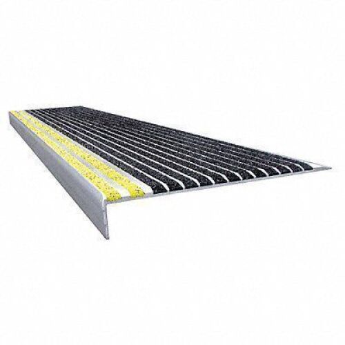 DESCRIPTION: (1) TEXTURED RAMP QTY: 1