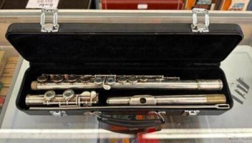 STUDENT FLUTE WITH CASE
