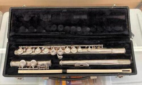 STUDENT FLUTE WITH CASE