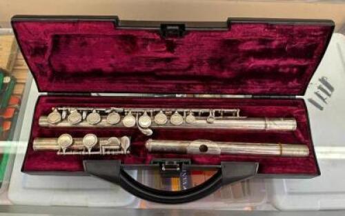 STUDENT FLUTE WITH CASE