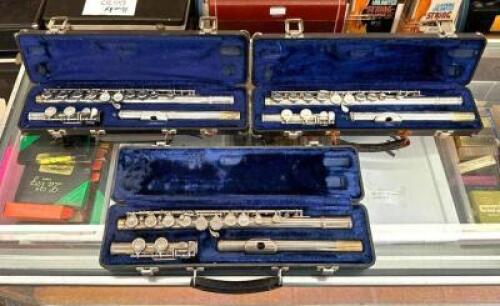 (3) STUDENT FLUTES WITH CASES