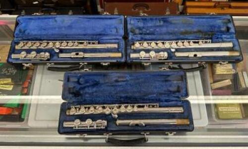 (3) STUDENT FLUTES WITH CASES