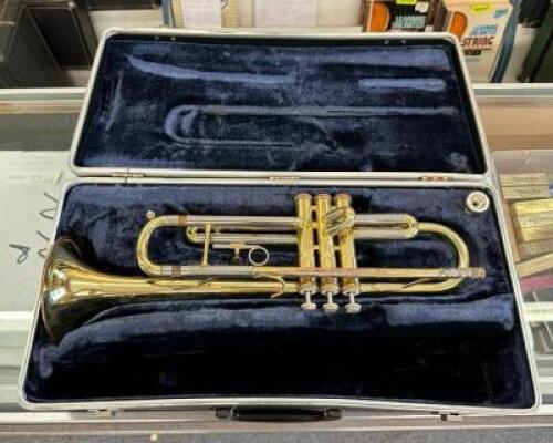 GALAXY TRUMPET WITH CASE