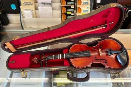 3/4 VIOLIN WITH CASE & BOW