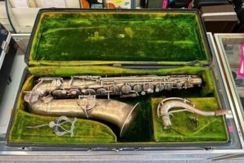 C MELODY ALTO SAX WITH CASE