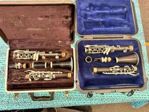 (2)- WOOD SELMER SIGNET CLARINETS
