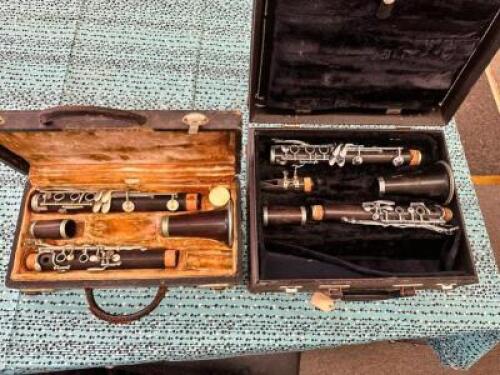 (2)- WOOD SELMER SIGNET CLARINETS