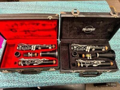 (2)- PLASTIC VITO CLARINETS