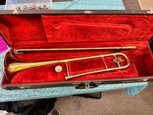 HOLTON TROMBONE