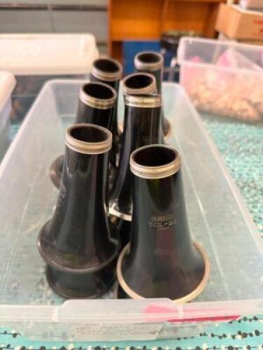 TOTE OF PLASTIC CLARINET BELLS