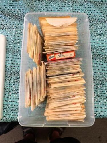 ASSORTED ELECTRIC GUITAR STRINGS