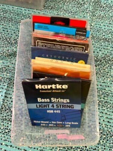 ASSORTED ELECTRIC BASS GUITAR STRINGS