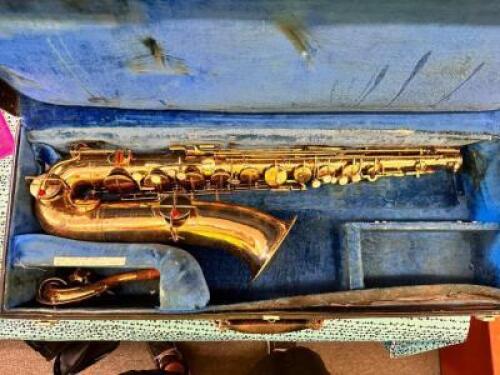 TENOR SAXOPHONE