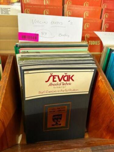(33)- VIOLIN BOOKS