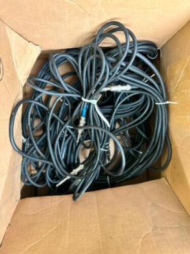 BOX OF ASSORTED LENGTH AMP CORDS