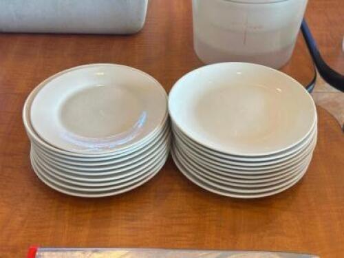 (20) - SAUCERS