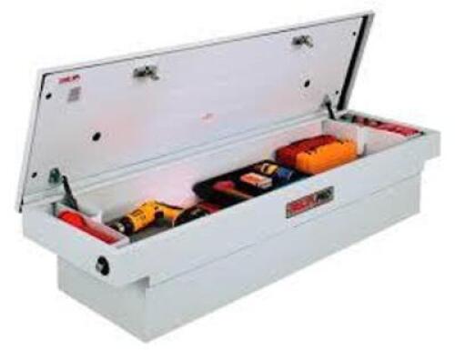 DESCRIPTION: (1) SINGLE LID FULL SIZE DEEP TRUCK BOX BRAND/MODEL: JOBOX #PSC1456000 INFORMATION: WHITE, STEEL RETAIL$: $740.99 EA QTY: 1