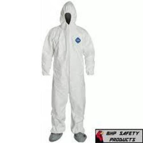 DESCRIPTION: (1) CASE OF (25) PROTECTIVE COVERALL HOOD WITH BOOTBRAND/MODEL: PROTEKT #PC0150WINFORMATION: WHITESIZE: 3XLRETAIL$: $165.87 EAQTY: 1